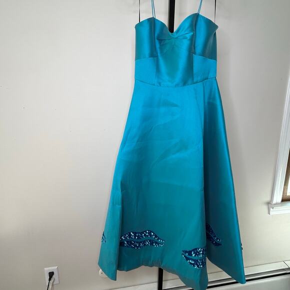 Sachin & Babi‎ Tea length Gown-size 4 teal, metallic sequin lips detail formal - Picture 3 of 8